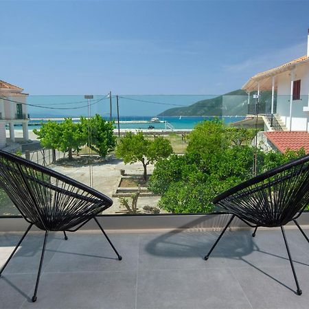 Seascape Villas Vassiliki - Beachfront Villas Extérieur photo