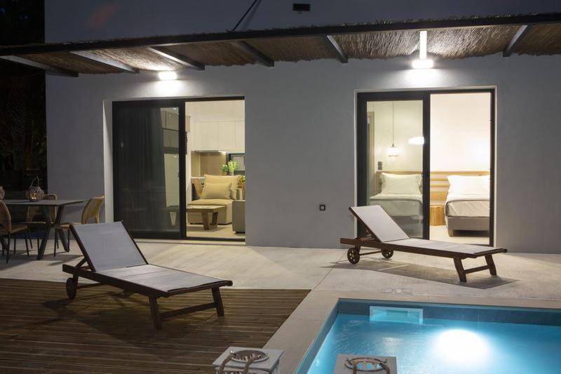 Seascape Villas Vassiliki - Beachfront Villas Extérieur photo