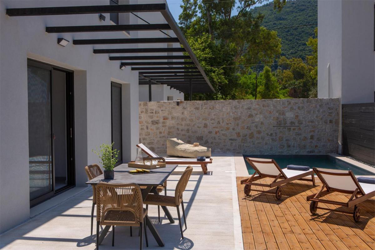 Seascape Villas Vassiliki - Beachfront Villas Extérieur photo