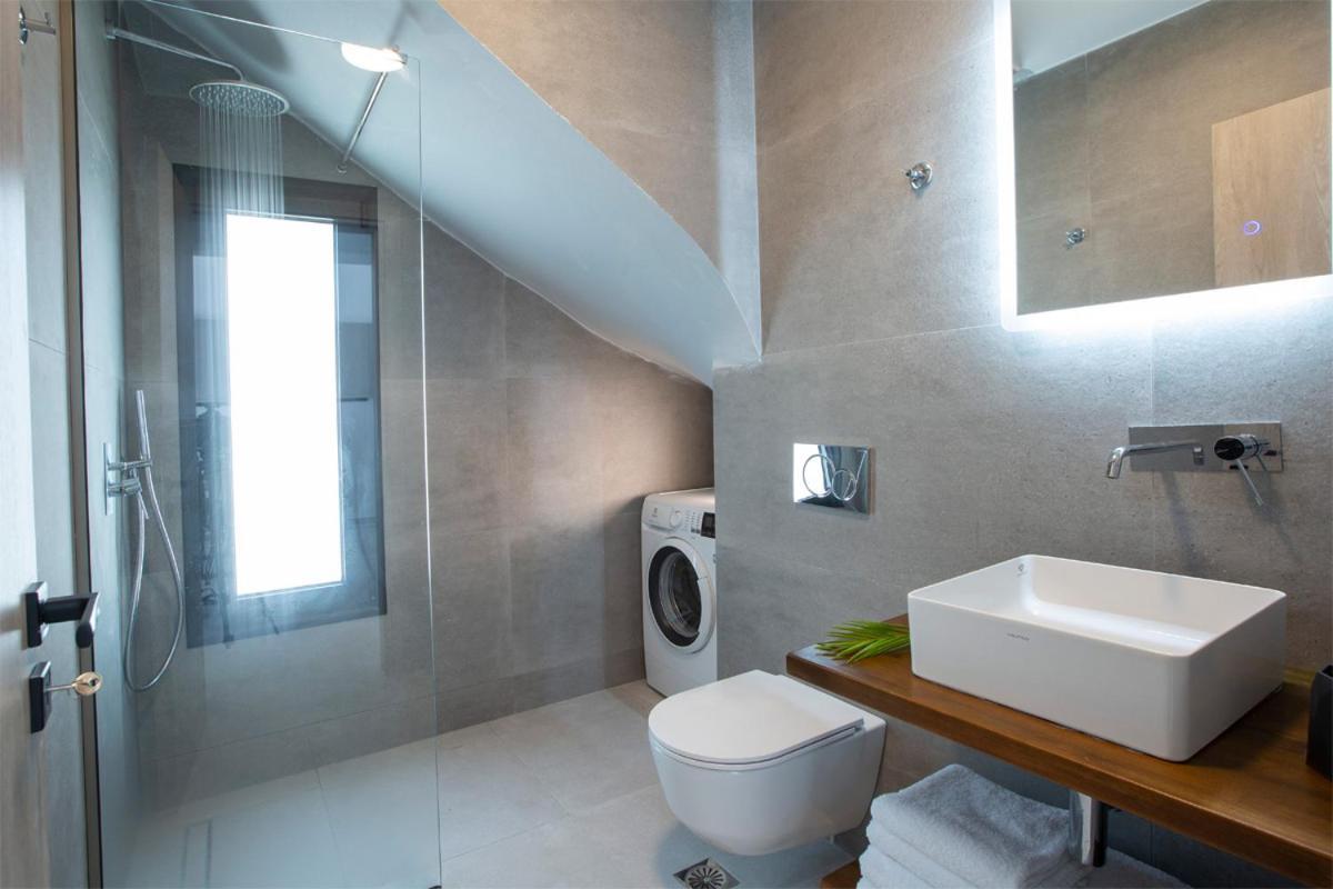 Seascape Villas Vassiliki - Beachfront Villas Extérieur photo